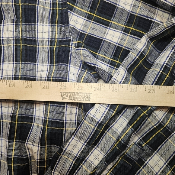L.L. Bean XL Large Scotch Plaid Flannel Mens Shirt 228061 - Picture 7 of 10